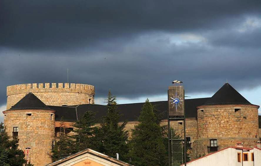 Apartamento Castilla Лас Навас дель Маркес Экстерьер фото